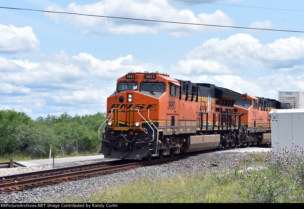 BNSF 3853 West